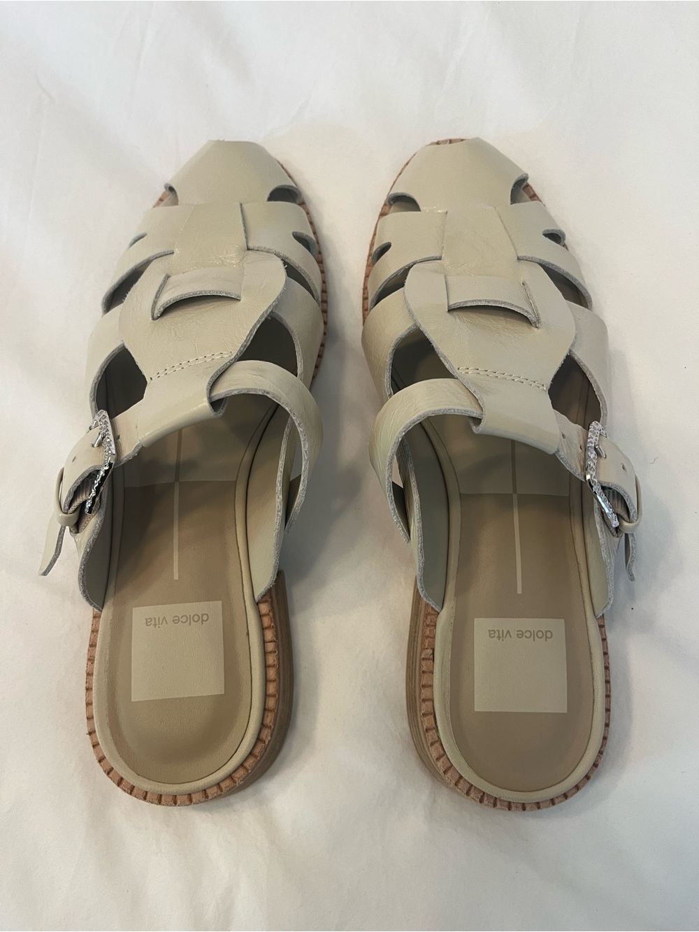 Dolce Vita Patent Cream Fisherman Slide Sandals - Picture 2 of 6